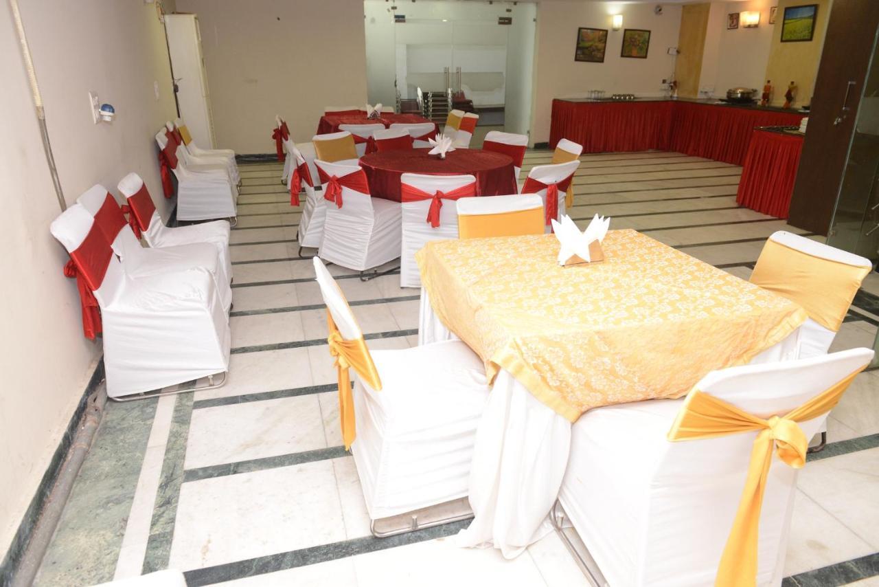 Hotel Balsons Continental New Delhi Eksteriør bilde